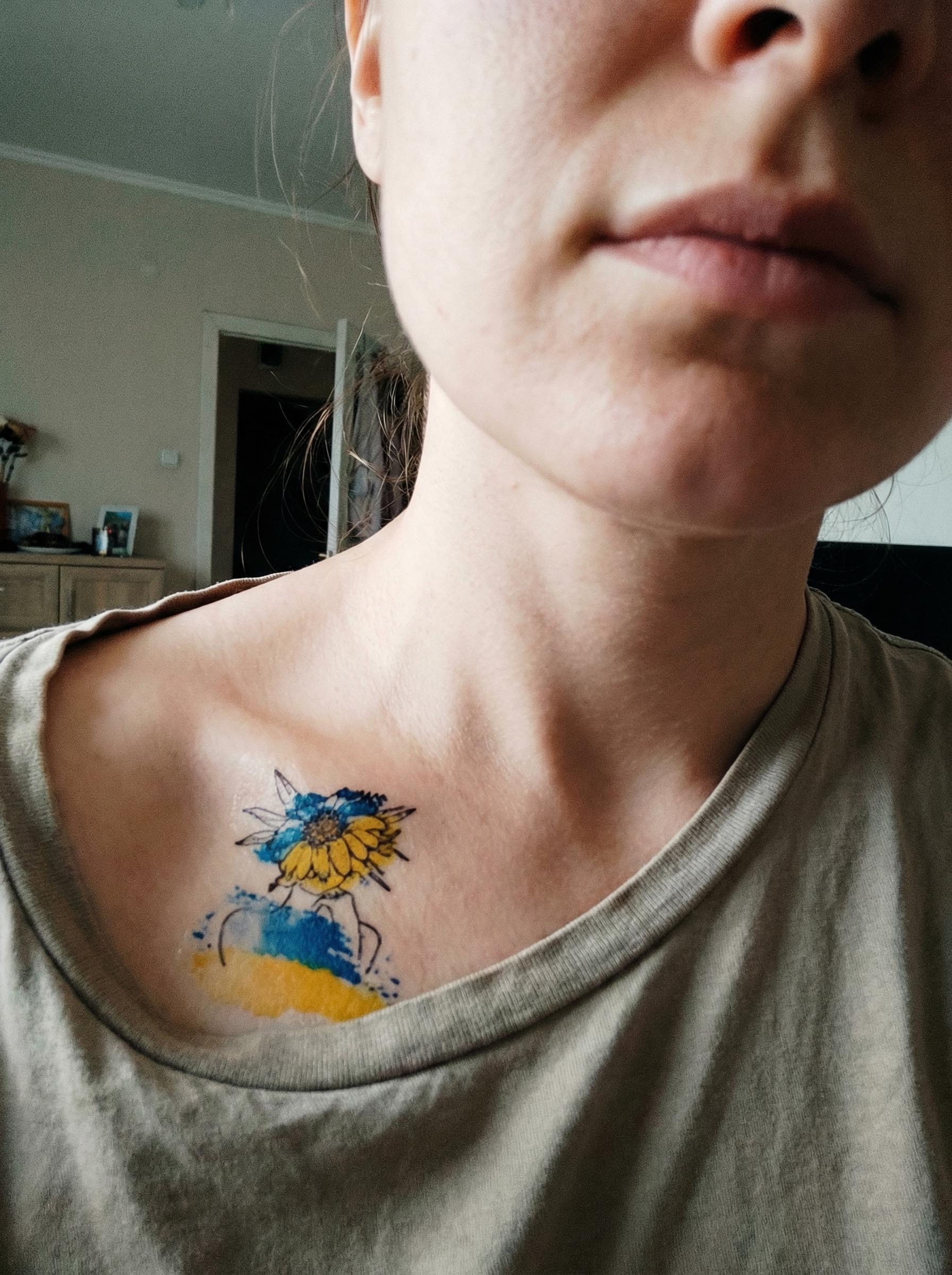 Watercolor Sunflower Collarbone Tattoo Real Shot
