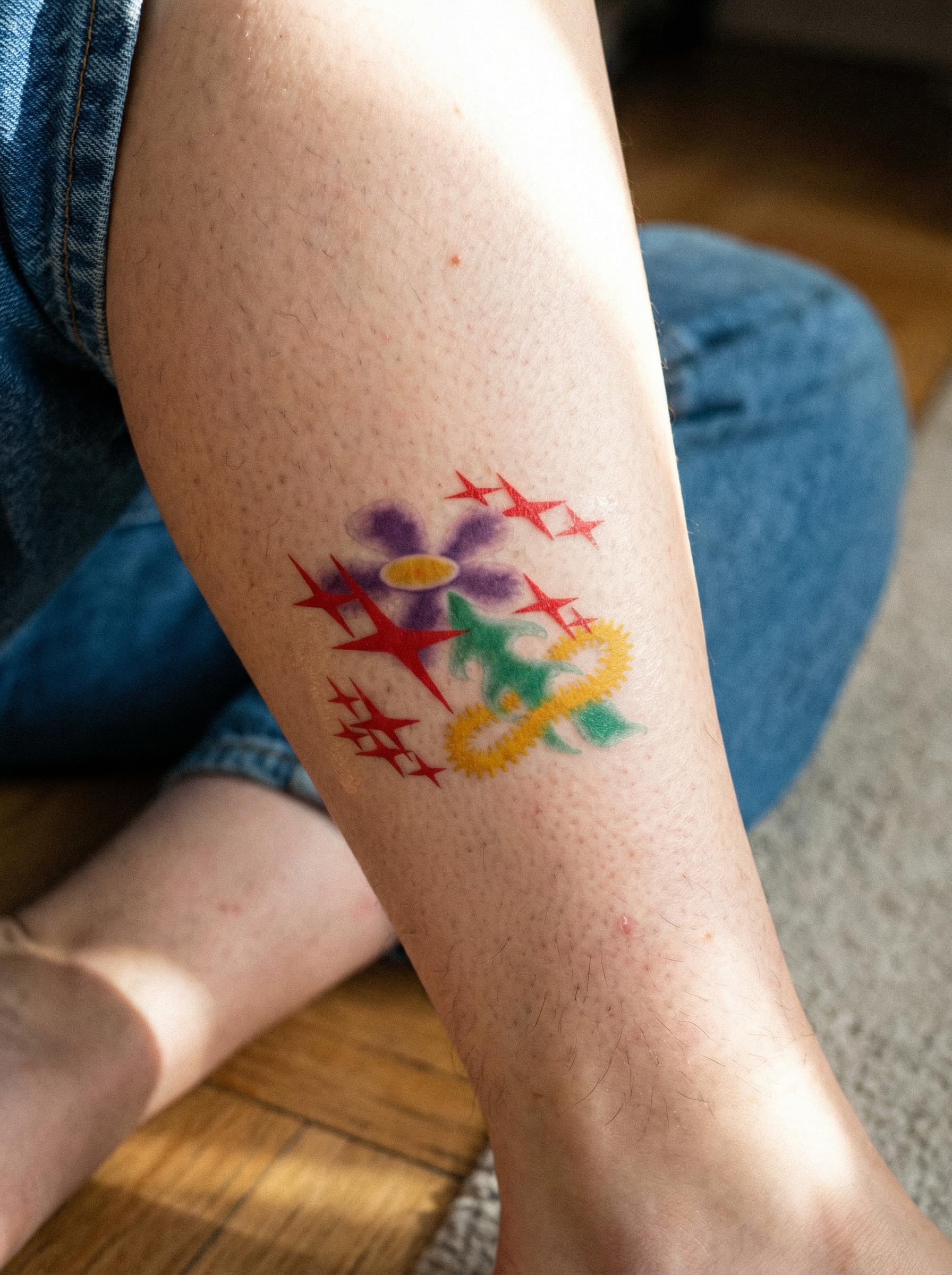  Y2K Flower Star Calf Tattoo Real Shot